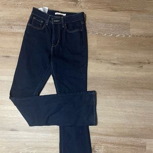 Long Levis ! 725’s